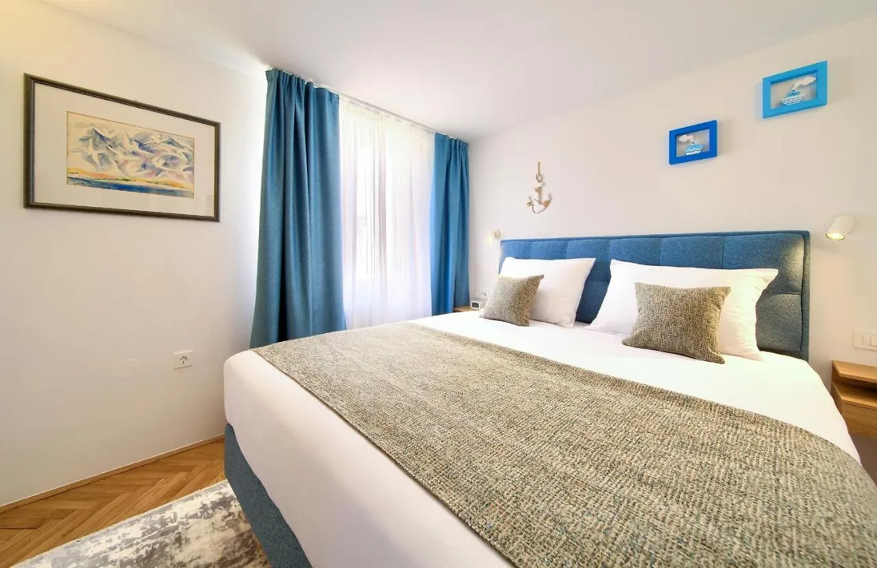 Sea & Wine Apartment With Terrace & Scenic Sea View, פונאנט