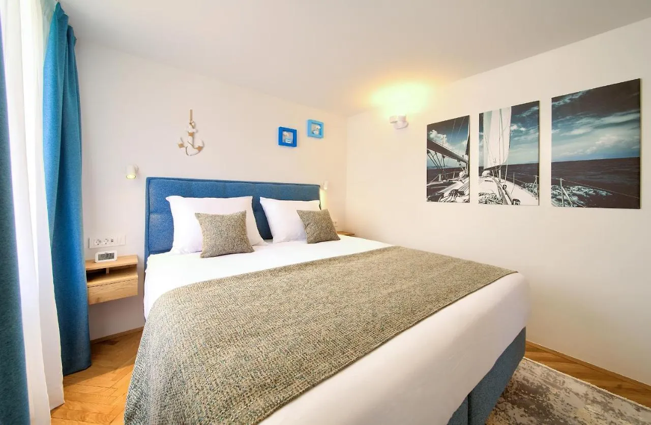 Sea & Wine Apartment With Terrace & Scenic Sea View, פונאנט